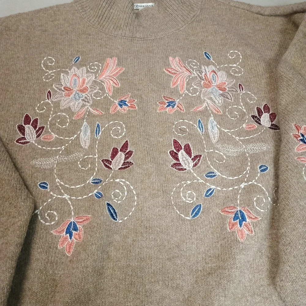 Versona L Embroidered Floral Mock Neck Sweater Taupe Cottagecore Pullover - Picture 6 of 10
